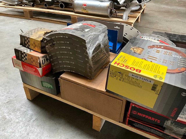 Verzameling remonderdelen - afbeelding 7 van  7