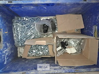 Verzameling schroeven en bouten - afbeelding 1 van  4