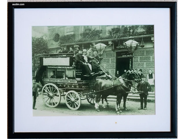 Verzameling van 15 ingelijste historische foto's... - afbeelding 4 van  15