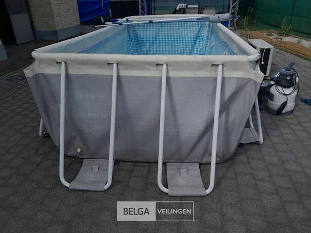 Verzameling van alles voor zwembad met warmtepomp - afbeelding 5 van  11