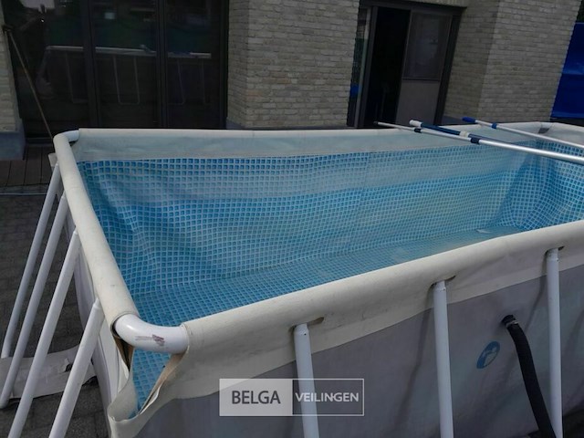 Verzameling van alles voor zwembad met warmtepomp - afbeelding 9 van  11