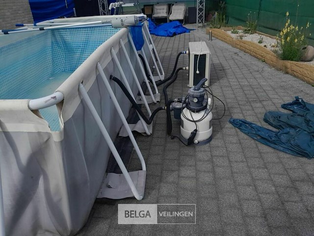 Verzameling van alles voor zwembad met warmtepomp - afbeelding 10 van  11
