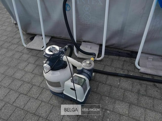 Verzameling van alles voor zwembad met warmtepomp - afbeelding 11 van  11