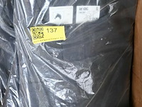 Verzameling werkkledij - afbeelding 1 van  2