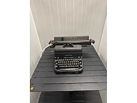 Verzamelobject: typmachine - afbeelding 1 van  4