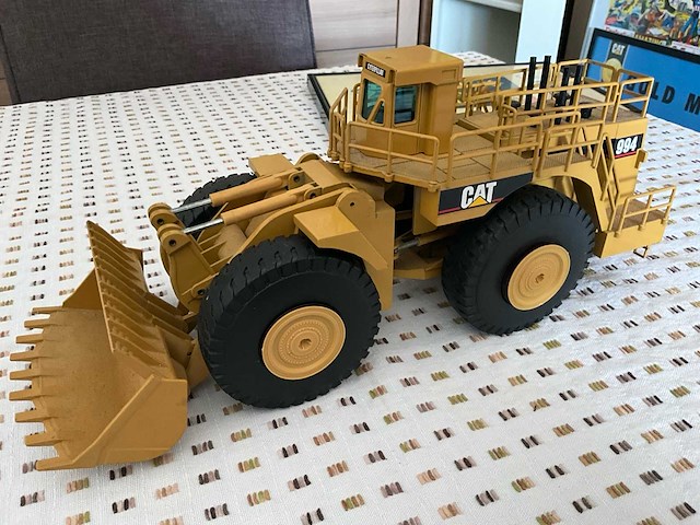 Verzamelobjecten cattapilar - afbeelding 1 van  7