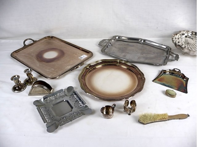 Verzilverde plateau's (x4) - afbeelding 1 van  7