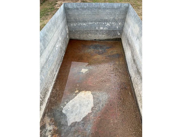 Verzinkt stalen regenwaterbak / drinkbak voor dieren - afbeelding 4 van  4