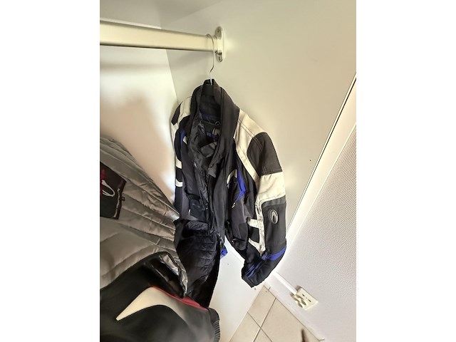 Verzorgde inboedel woning – wegens onbeheerde nalatenschap - afbeelding 32 van  158