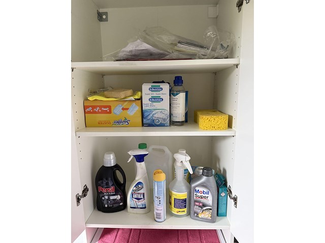 Verzorgde inboedel woning – wegens onbeheerde nalatenschap - afbeelding 152 van  158