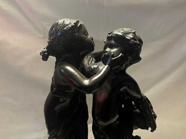 Verzwaard hars-/kunststof replica beeld auguste moreau - afbeelding 7 van  10