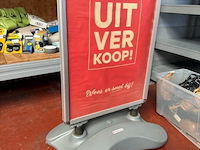 Verzwaard tweezijdig stoepbord