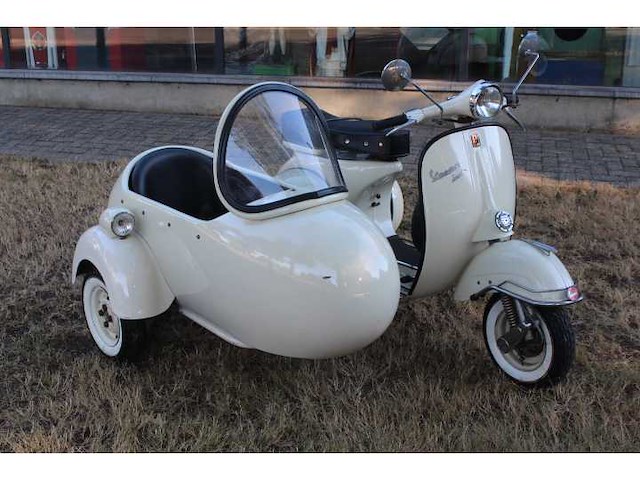 Vespa - 150super - tourist - oldtimer met zijspan - afbeelding 4 van  10