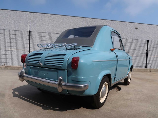 Vespa - 400 - vespa 400 - afbeelding 15 van  15