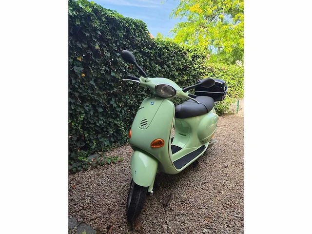 Vespa - et2 - scooter - motorised scooter - afbeelding 3 van  3