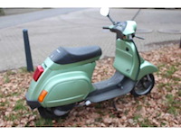 Vespa - hp50 - scooter - afbeelding 4 van  8