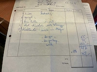 Vespa - motorcycle - afbeelding 23 van  25