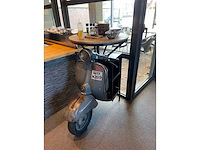 Vespa - overige restaurantinrichting - afbeelding 1 van  8