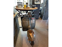 Vespa - overige restaurantinrichting - afbeelding 2 van  8