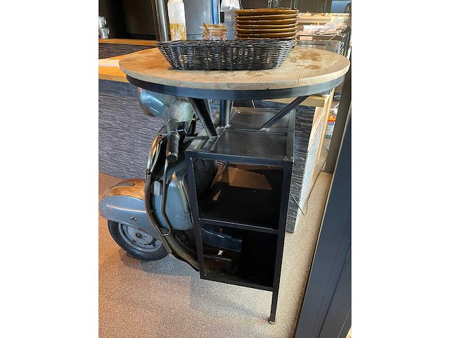 Vespa - overige restaurantinrichting - afbeelding 3 van  8