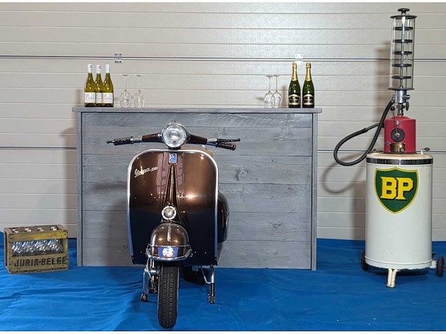Vespa - piaggio 150 - moped - afbeelding 10 van  17