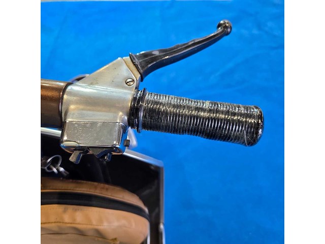 Vespa - piaggio 150 - moped - afbeelding 16 van  17