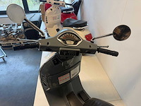 Vespa 801 elektrische kinderscooter (10x) - afbeelding 3 van  6