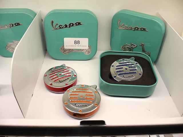 Vespa aansteker (x3) - afbeelding 1 van  4