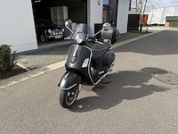 Vespa gts300