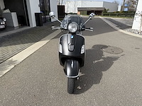 Vespa gts300 - afbeelding 10 van  17