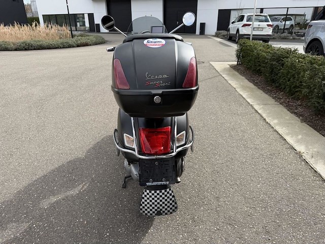 Vespa gts300 - afbeelding 15 van  17