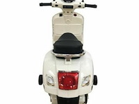 Vespa gts - afbeelding 4 van  5