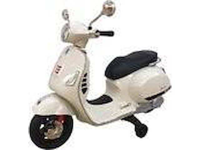 Vespa gts - afbeelding 2 van  5