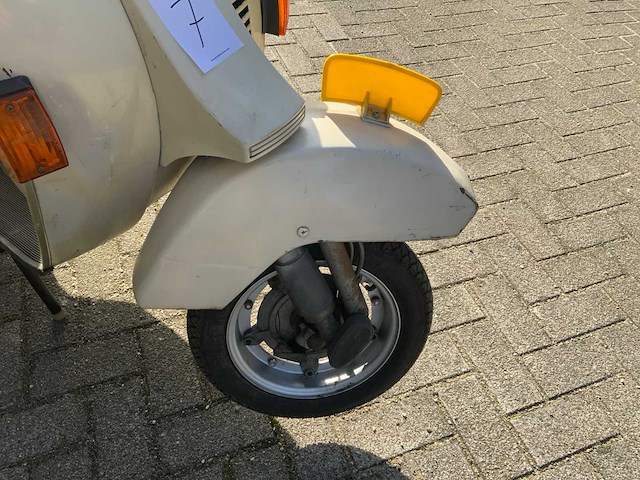 Vespa pk 50 xl oldtimer scooter - afbeelding 5 van  12