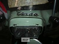 Vespa scooter - afbeelding 4 van  7