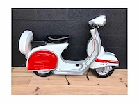 Vespa wanddecoratie 1,4 meter breed