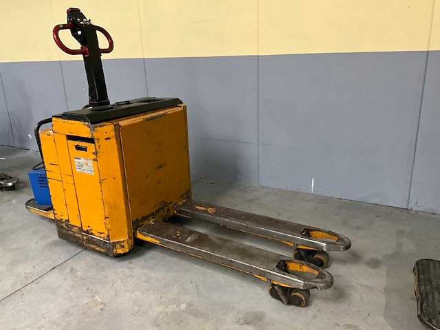 Vestergaard sl22i elektrische palletwagen - afbeelding 4 van  13