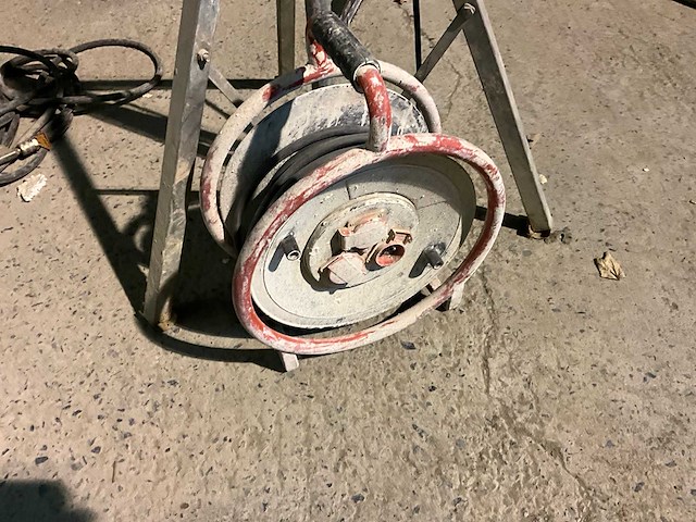 Vetec mh150-2 werflicht op telescopische 3-pikkel - afbeelding 4 van  4