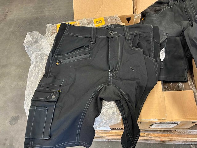 Vetemenet de travail caterpilar - afbeelding 1 van  3