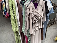 Vêtements pour dames - afbeelding 1 van  10