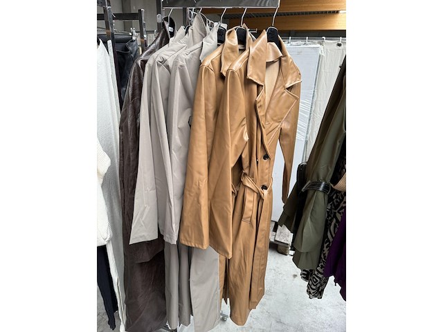 Vêtements pour dames - afbeelding 9 van  10