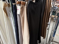Vêtements pour dames - afbeelding 11 van  12