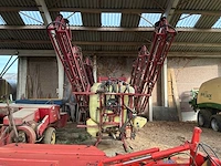 Vetgedrukte spuitspuit - afbeelding 2 van  7