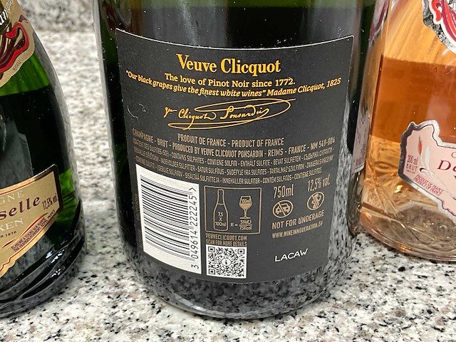 Veuve clicquot champagne en diversen - afbeelding 2 van  7