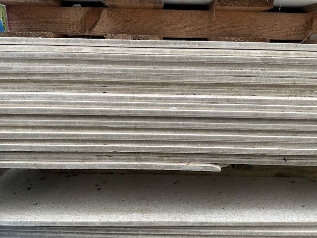 Vezelcement platen - afbeelding 2 van  10