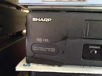 Vhs speler sharp - afbeelding 2 van  2