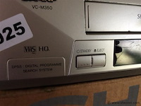 Vhs speler sharp - afbeelding 2 van  2
