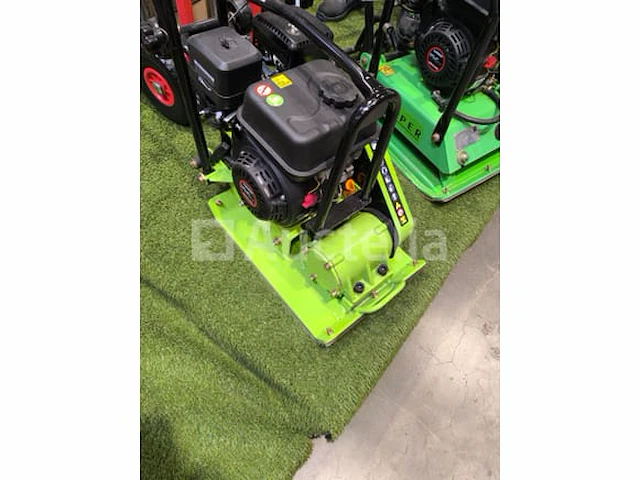 Vibratieplaat met rubberen mat (1 stuk) nieuw - afbeelding 3 van  4