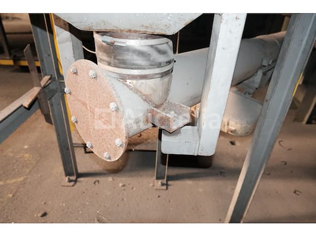 Vibrerende cilindrische transportband - afbeelding 1 van  5