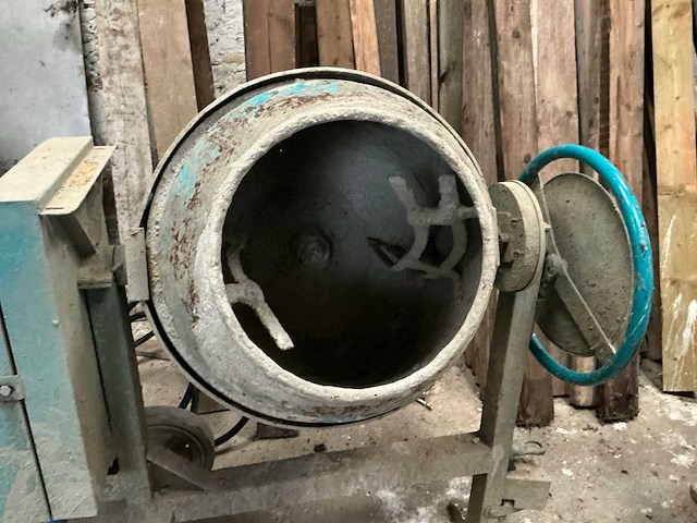 Vicario bt180 betonmolen - afbeelding 6 van  7